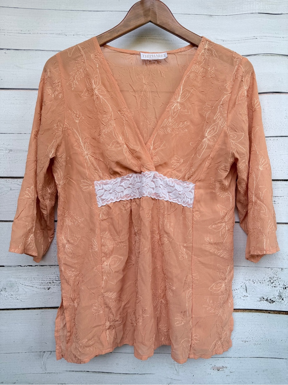 Thipharet Petites Floral Embroidered Lace Trim Empire Waist Blouse Size 10